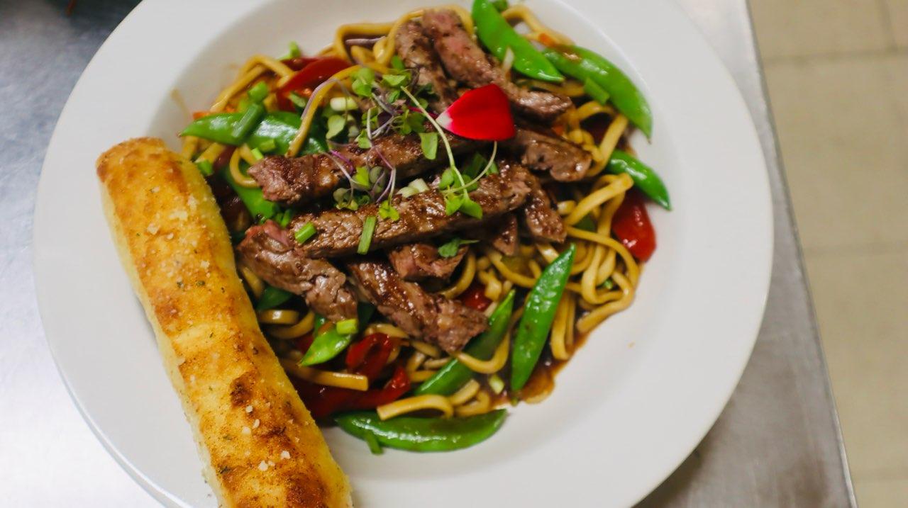 Steak Lo Mein